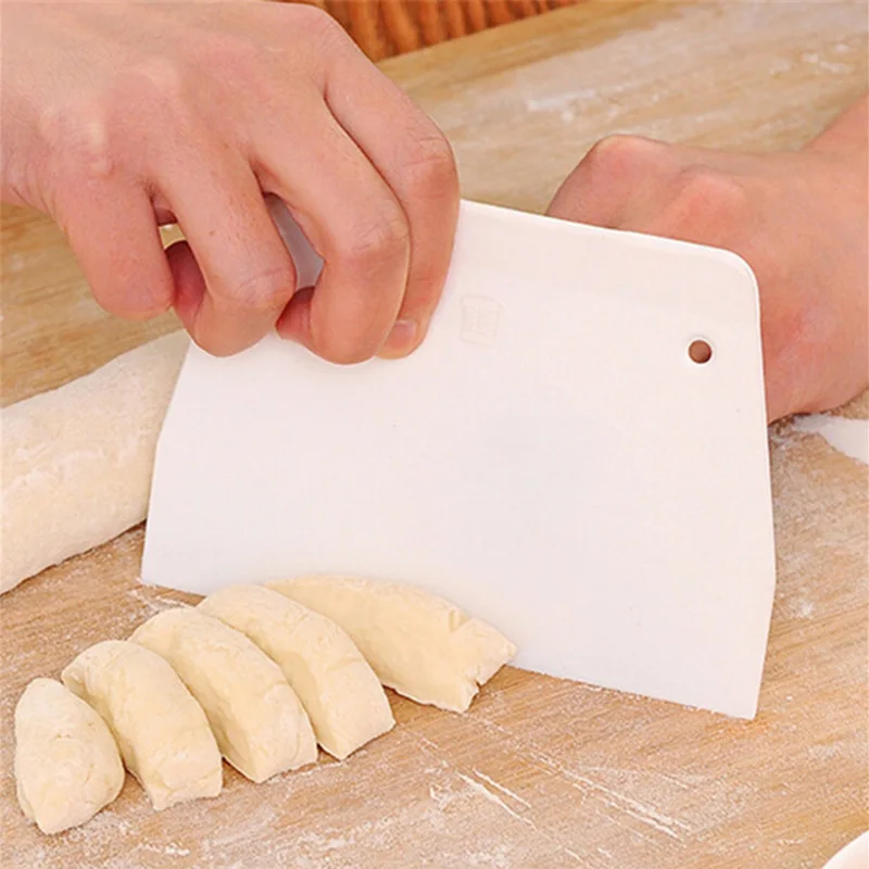 Bench Scraper Dough - 1 grattoir à pâte en plastique,
