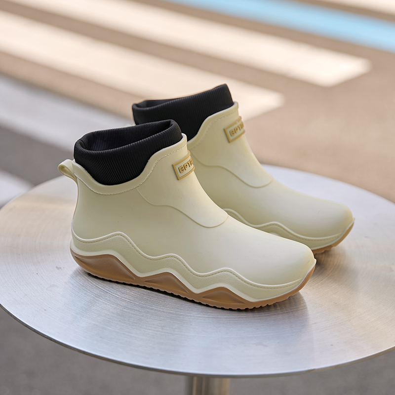 Nouvelles bottes de pluie pour - Kitchen Job avis et prix