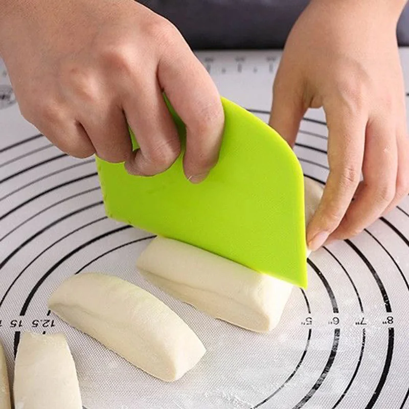 Coupe-pâte en plastique de qua - Bench Scraper Dough avis et prix