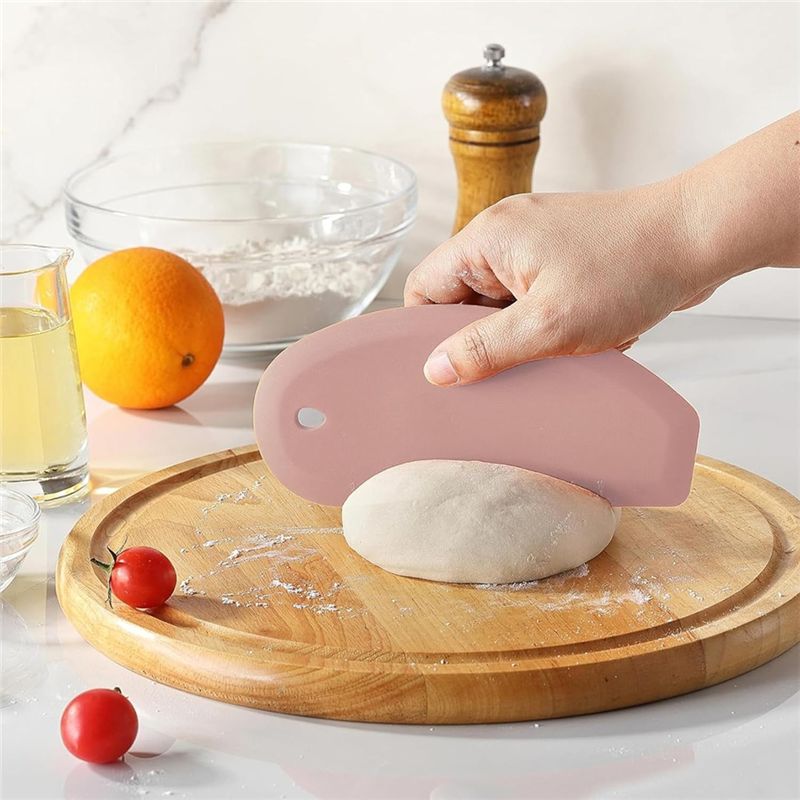 Grattoir à bol en Silicone AEE - Bench Scraper Dough avis et prix